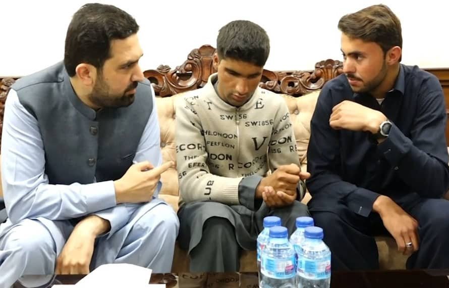سہیل آفریدی کی عوامی خدمت! خصوصی افراد اور بیمار شہریوں کے مسائل کا فوری حل، احکامات جاری