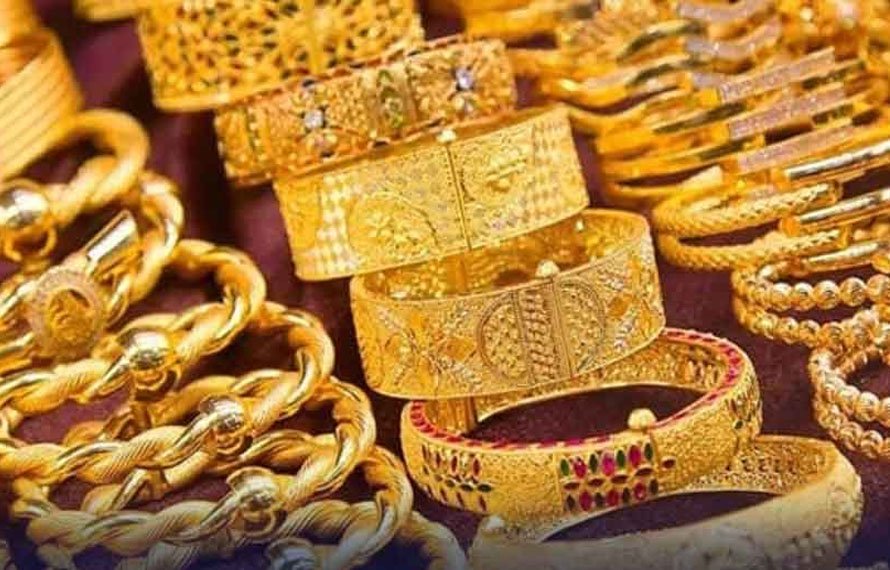 سونے کی قیمت میں بڑا اضافہ، فی تولہ اب کتنے کا ہوگیا؟ جانیے