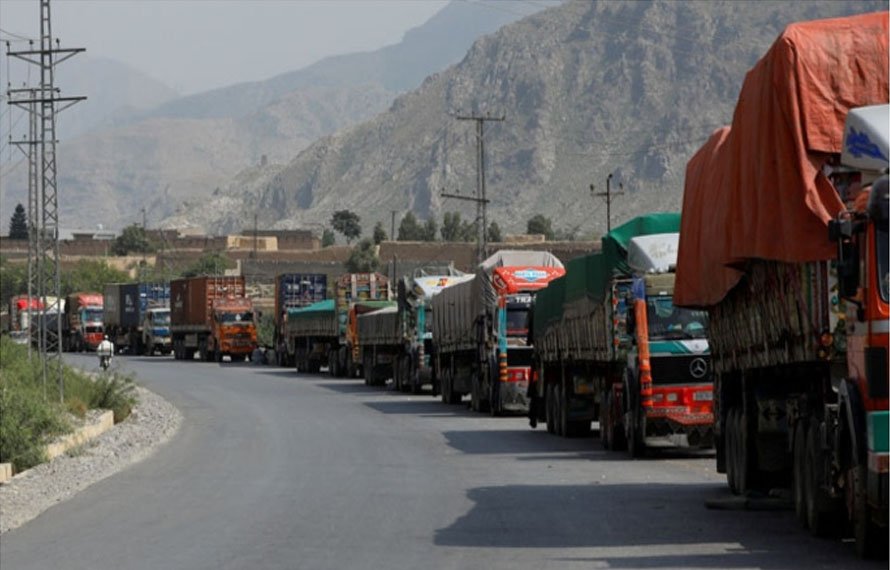 پاک افغان بارڈرز کی بندش سے دوطرفہ تجارت متاثر، اکتوبر میں مجموعی تجارت 54 فیصد تک گر گئی