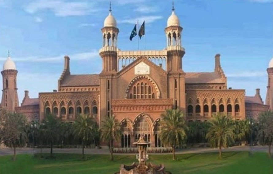 ستائیسویں آئینی ترمیم سے اختلاف، لاہور ہائیکورٹ کے جج بھی مستعفی