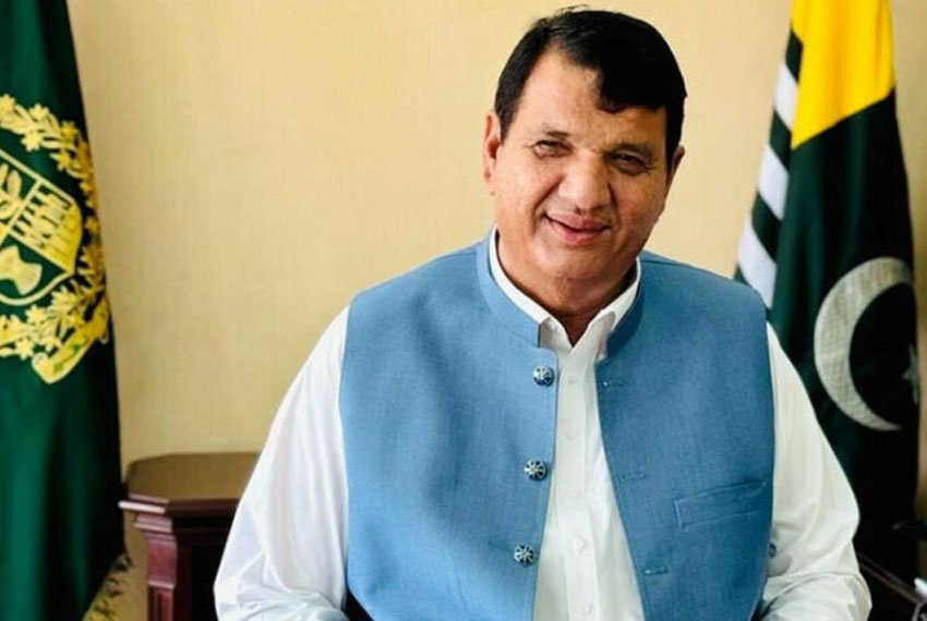 مخالفین تعصب کی عینک اتار کر دیکھیں ن لیگ کے کام نظر آئیں گے، امیر مقام