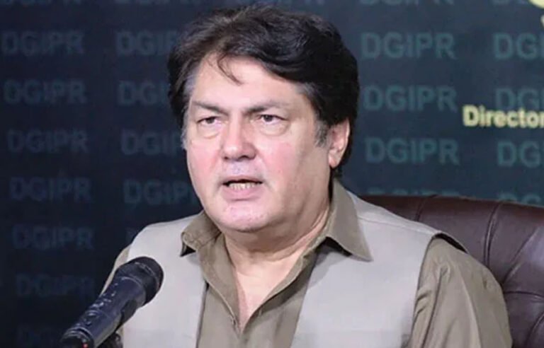 شاہ محمود اور یاسمین راشد دونوں رہنما بیماری کے باوجود پی ٹی آئی کیساتھ چٹان کی طرح کھڑے ہیں، بیرسٹر سیف