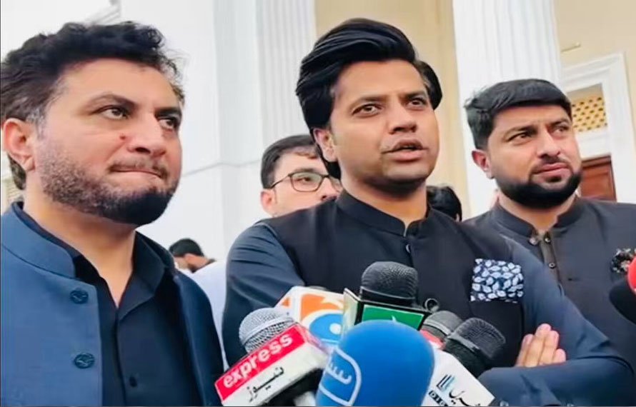 پشاور میں 12 تاریخ کو اہم جرگہ، امن و امان کیلئے 37 رکنی اعلیٰ سطح کمیٹی تشکیل