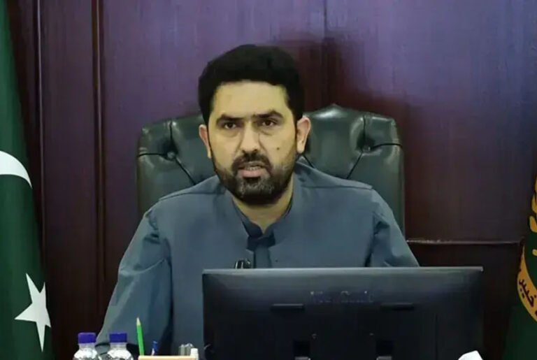 وزیراعلیٰ خیبرپختونخوا کی الیکشن کمیشن طلبی نوٹس کے خلاف درخواستیں خارج