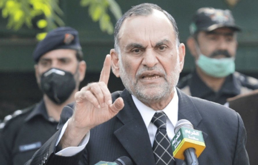 سینیٹر اعظم سواتی متنازع ٹوئٹس کے 2 کیسز سے بری