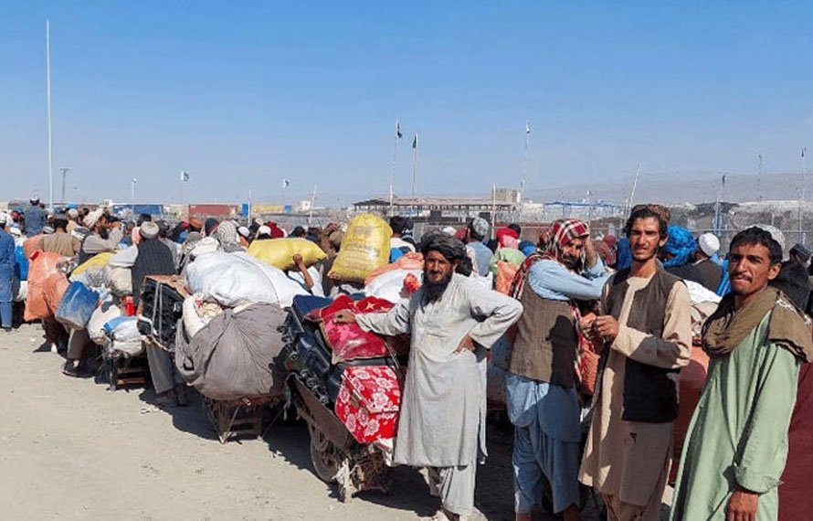 غیر قانونی افغانوں کے انخلا کا عمل جاری! اب تک کتنے ڈی پورٹ ہو چکے؟ آئی جی پنجاب نے تعداد بتا دی