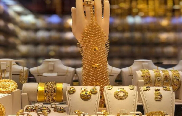 سونے کی قیمت میں کمی، فی تولہ کتنے روپے کا ہوگیا؟ جانئے