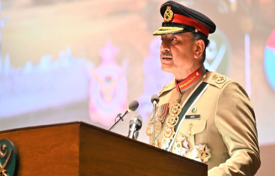 ہائبرڈ جنگ، انتہا پسند نظریات اور انتشار پھیلانیوالے عناصر کیخلاف مکمل تیار ہیں، فیلڈ مارشل سید عاصم منیر