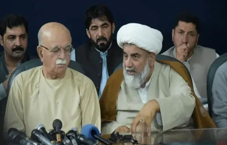 سیاسی منظرنامہ گرم! حکومت کی پیشکش پر پی ٹی آئی کا آج بڑا فیصلہ متوقع