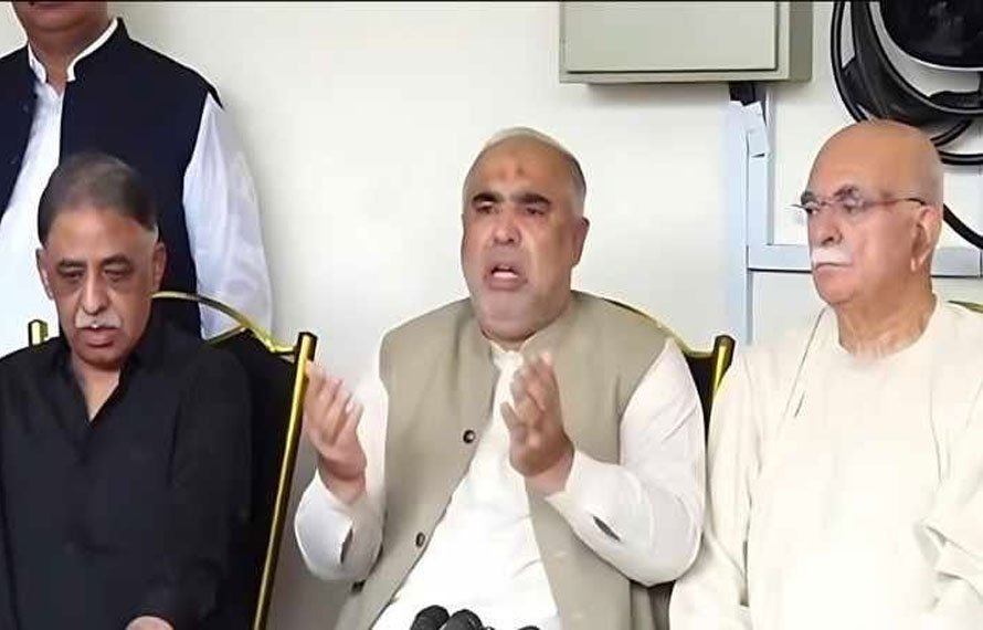 سیاسی سرگرمیاں تیز، اپوزیشن اتحاد نے نئے چیف الیکشن کمشنر کی تقرری کا مطالبہ کر دیا