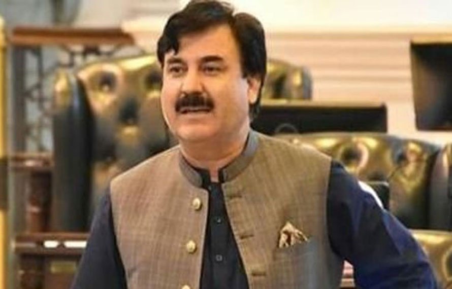 سیاسی برف پگھلنے لگی؟ شوکت یوسف زئی نے حکومت کو پی ٹی آئی سے مفاہمت کا مشورہ دیدیا