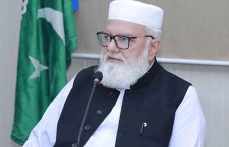 پاک ، افغان تعلقات میں امن قائم کرنے کی ذمہ داری دونوں حکومتوں پر عائد ہوتی ہے، لیاقت بلوچ