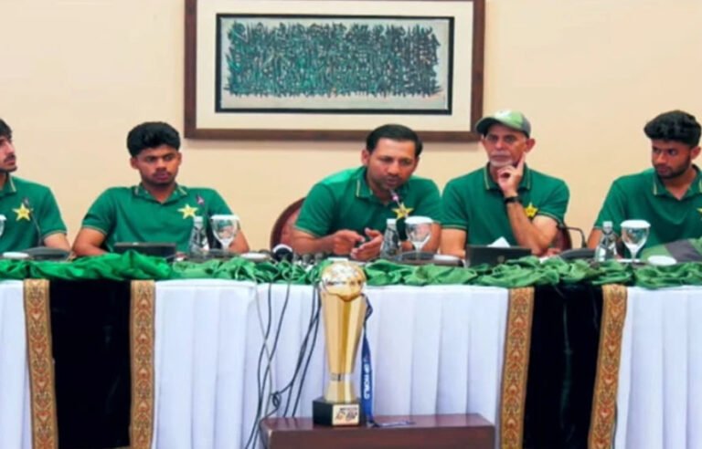 بھارتی کھلاڑیوں کا غیر اخلاقی طرزعمل، پاکستانی ٹیم نے صبر کا مظاہرہ کیا، سرفراز احمد