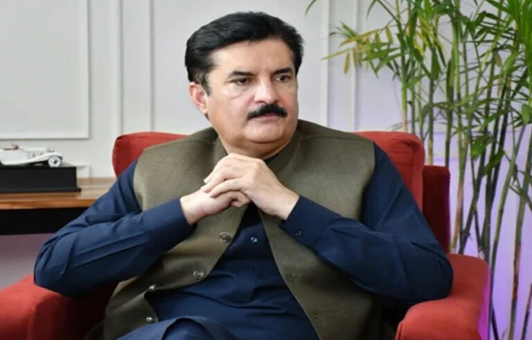 فیض حمید کے ساتھ ملوث افراد بھی سزا سے نہیں بچیں گے، گورنر خیبرپختونخوا