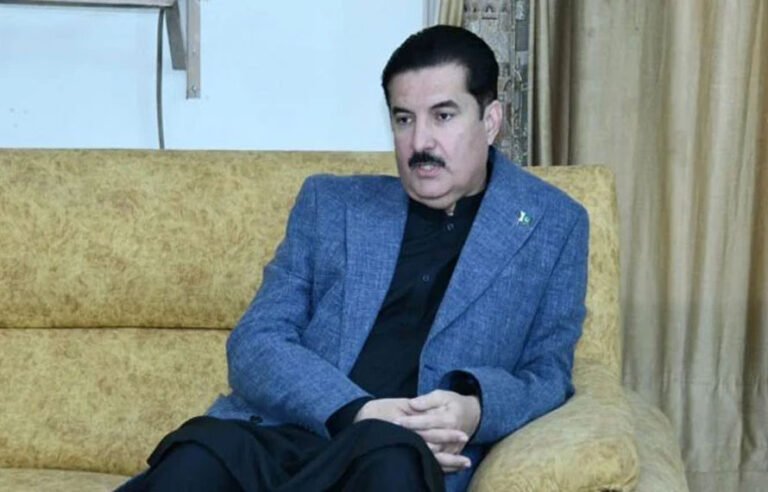 آٹے کی قلت اور پابندیوں پر فیصل کنڈی کا ردعمل سامنے آ گیا،وزیراعلیٰ پنجاب اور وزیراعظم سے بات کب ہوگی؟ جانئے