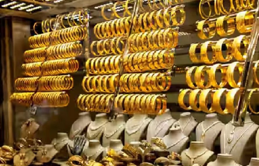سونے کی قیمت میں اضافہ! ہزاروں روپے مہنگا، فی تولہ کتنے کا ہو گیا؟ جانئے
