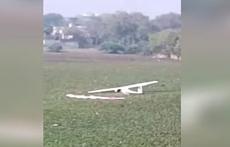 بھارتی فضائیہ کا ایک اور طیارہ گر کر تباہ، کتنے افراد سوار تھے؟اہم تفصیلات سامنے آ گئیں