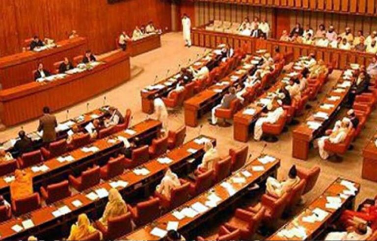 سینیٹ میں بولنے کی حد طے! کون کتنے منٹ بول سکے گا؟ رولز میں ترمیم کا ایجنڈا سامنے آ گیا