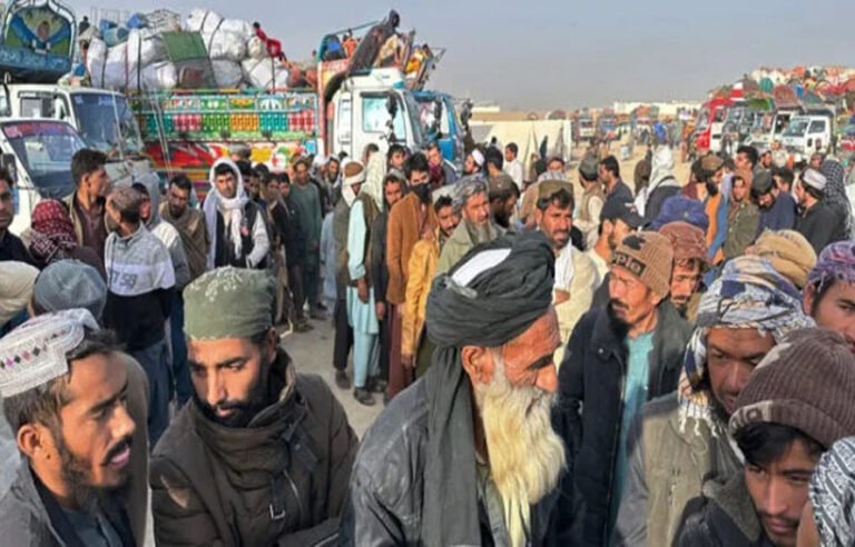 16 ہزار افغان شہریوں کو مزید قیام کی اجازت، حکومت نے بڑا فیصلہ کیوں کیا؟ اہم وجہ سامنے آگئی
