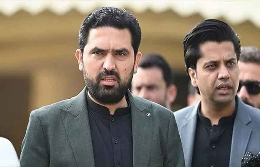 آپریشن کس کے کہنے پر؟عوام کا وزیراعلیٰ سے دوٹوک سوال، بے بس ہیں تو کرسی چھوڑ دیں