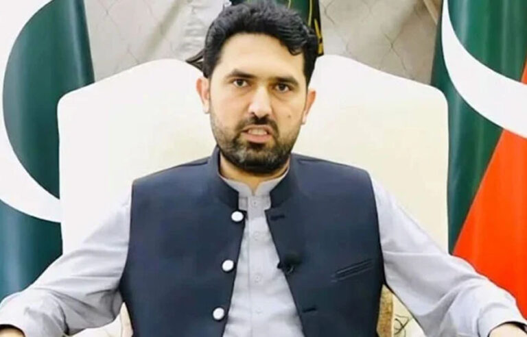 ضم اضلاع کیلئے تاریخی منصوبہ! ترقیاتی پیکج ’’روښانه قبائل ‘‘کیلئے کتنے ارب روپے مختص کیے گئے؟ جانئے