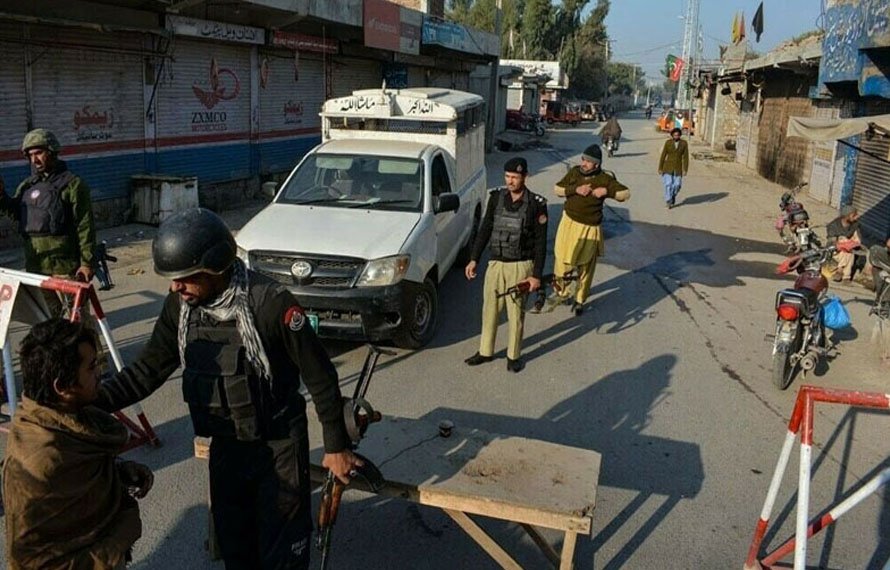 ٹانک میں آج 12 گھنٹے کرفیو، جنڈولہ بازار اور اہم راستے مکمل بند