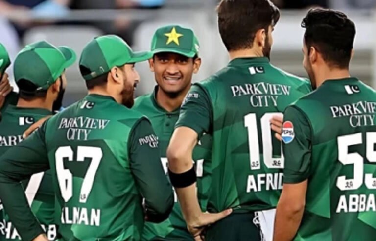 کون کریگا شائقین کو حیران؟ ورلڈ کپ کیلئے پاکستان ٹی 20 اسکواڈ کے ممکنہ کھلاڑی سامنے آ گئے