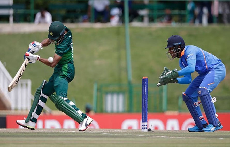 پاکستان اور بھارت کا فیصلہ کن مقابلہ! آج روایتی حریف سیمی فائنل کیلئے آمنے سامنے ہوں گے