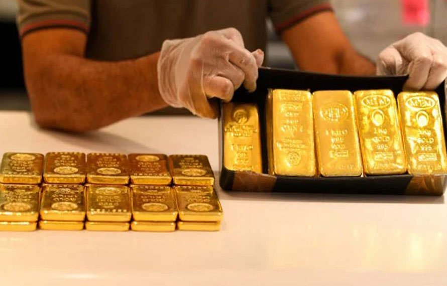 سونے کی قیمت میں ایک بار پھر نمایاں کمی، عالمی مارکیٹ ہل کر رہ گئی