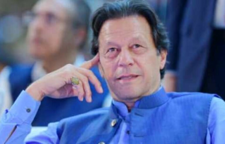 میڈیکل ٹیم اڈیالہ جیل، انتظار کے باوجود پی ٹی آئی کا کوئی رہنما نہ پہنچ سکا، عمران خان کا طبی معائنہ شروع