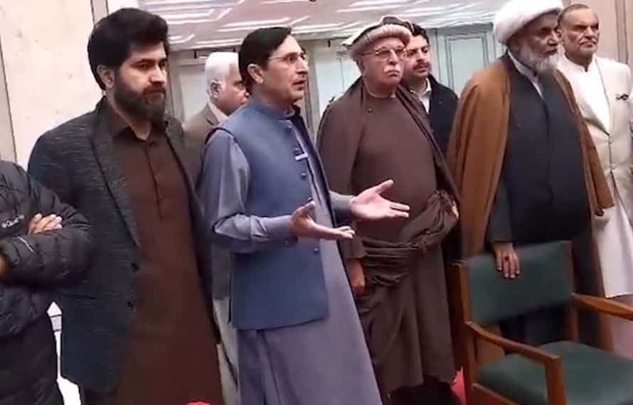 دھرنا چھٹے روز میں داخل، عمران خان کی صحت پر اپوزیشن کا بڑا اقدام، 5 اہم مطالبات سامنے آ گئے