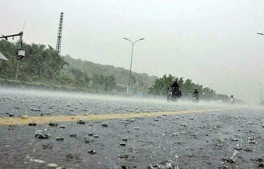 بادل برسیں گے یا سورج چمکے گا؟ موسم کے حوالے سے اہم پیشگوئی سامنے آگئی