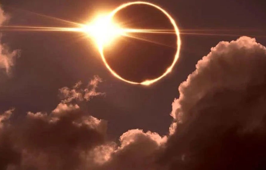 رواں سال کا پہلا سورج گرہن آج ہوگا، پاکستان میں نظر آئے گا یا نہیں؟ جانئے