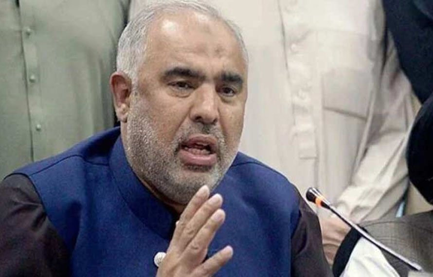 عمران خان کی صحت کیلئے دھرنا جاری، کوئی سمجھوتہ نہیں ہوگا، سابق سپیکر کا پارلیمنٹ ہاؤس سے پیغام