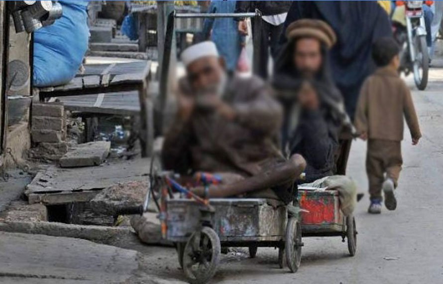 پشاور میں پیشہ ور بھکاریوں کا راج، اینٹی بیگری مہم ناکام، شہری پریشان
