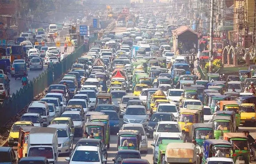 پشاور ،چند منٹ کا سفر گھنٹوں میں تبدیل، پشاور ٹریفک جام سے شہری پریشان