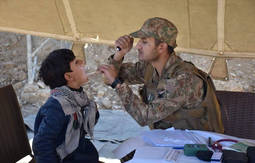 پاک فوج کی جانب سے شمالی وزیرستان میں فری میڈیکل کیمپ150 بچوں سمیت 700 افراد مستفید