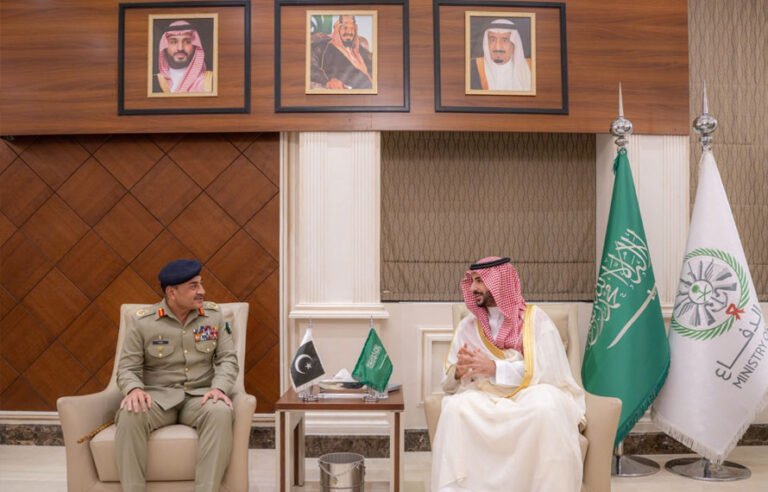 فیلڈ مارشل عاصم منیر کی سعودی وزیر دفاع سے اہم ملاقات، خطے کی سلامتی پر تبادلہ خیال