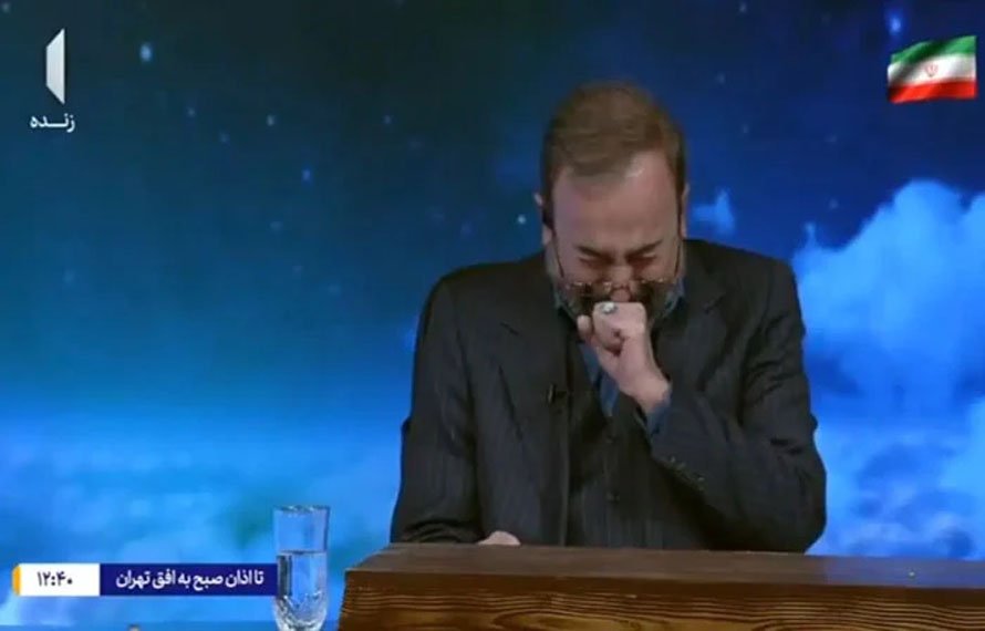 لائیو نشریات میں آنسو نہ تھم سکے، آیت اللہ علی خامنہ ای کی شہادت پر اینکر آبدیدہ