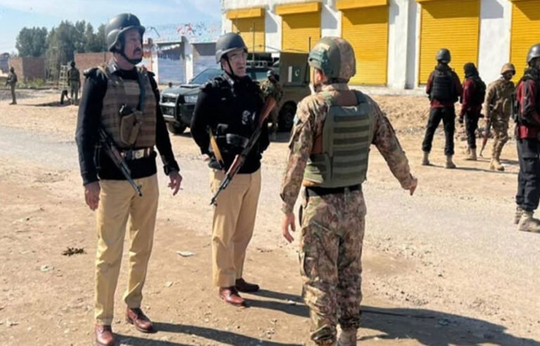 ڈی آئی خان! تحصیل کلاچی میں صبح 6 سے شام 6 بجے تک کرفیو نافذ،سڑکوں پر آمدورفت معطل