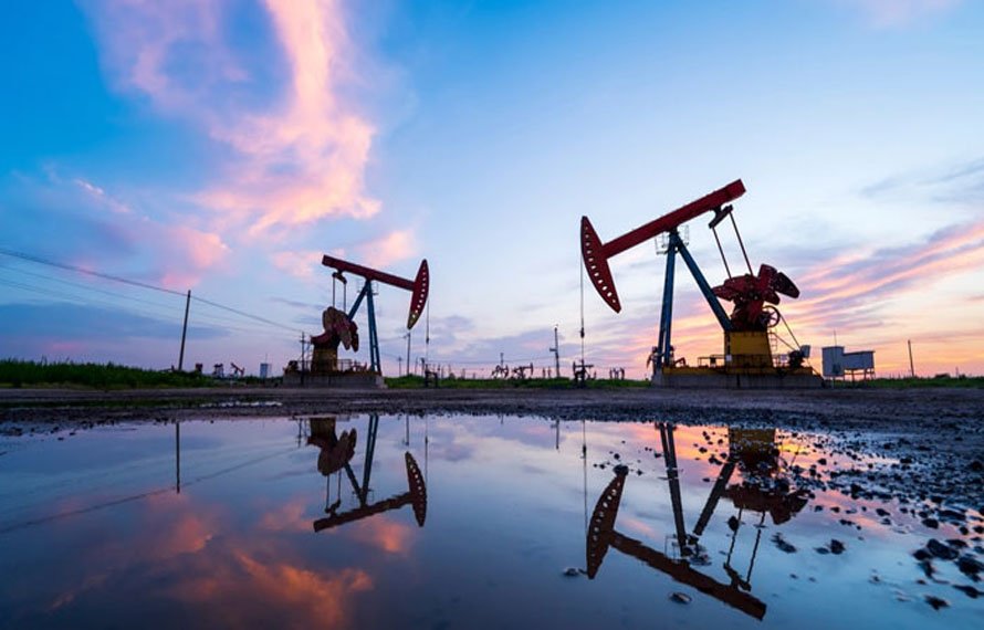 تیل کی قیمتیں آسمان کو چھونے کو تیار، 200 ڈالر فی بیرل تک پہنچنے کا خدشہ