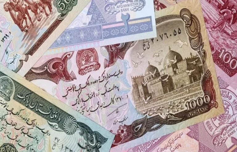 ایرانی و افغان کرنسی کی غیر قانونی تجارت ختم، پشاور میں 90 افغان تاجروں کے خلاف کریک ڈاؤن