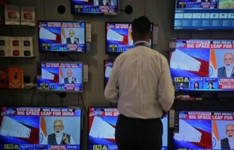 گھر کو آگ لگ گئی گھر کے چراغ سے!جھوٹے پروپیگنڈے کی حقیقت منظر عام پر آتے ہی بھارت کو اپنے میڈیا کی ریٹنگز معطل کرنا پڑ گئیں