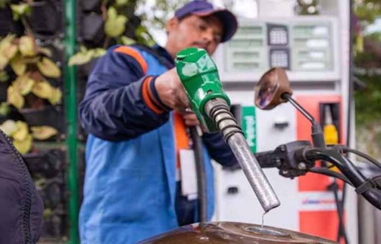 حکومت نےپیٹرولیم مصنوعات کی نئی قیمتوں کا اعلان کردیا