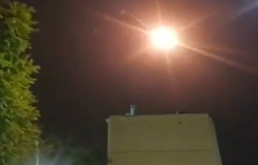 ایرانی میزائل کے زوردار دھماکے نے جنوبی اسرائیل ہلا دیا، خوف کی لہر