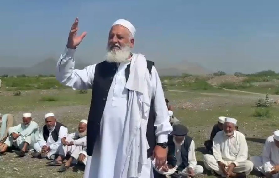 اپنی تحصیل سنبھال نہیں سکتے، ملک کی بات کرتے ہیں!قبائلی رہنما نصیر کوکی خیل نے وزیراعلیٰ سہیل آفریدی کو آئینہ دکھا دیا