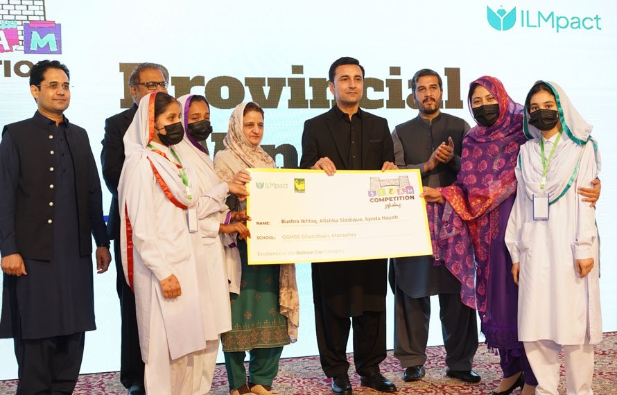 تخلیق، جدت اور حوصلے کا جشن! تعلیمی مقابلے میں خیبرپختونخوا کے طلبہ کے حیرت انگیز سائنسی منصوبے منظر عام پر آ گئے