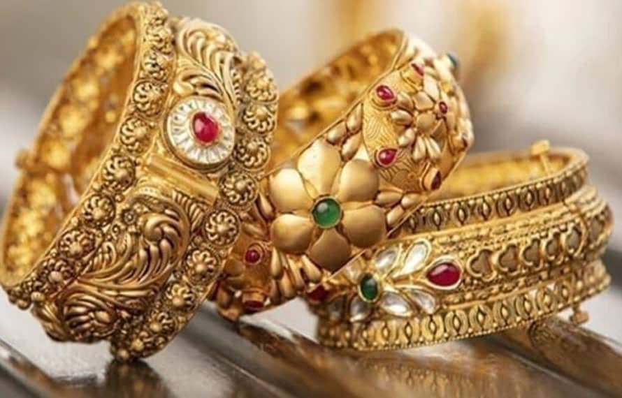 سونے کی قیمت میں ناقابل یقین کمی،فی تولہ کتنے کا ہوگیا؟ جانئے