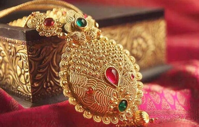 پاکستان میں سونا مزید ہزاروں روپے سستا ، فی تولہ کتنے کا ہوگیا ؟ جانئے