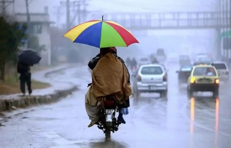 موسم کا غیر متوقع وار! ملک کے کن علاقوں میں بارش ہونیوالی ہے؟ محکمہ موسمیات نے پیشگوئی کر دی